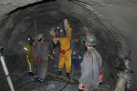 钟祥工程爆破中的危险因素分析以及应对工程爆破危险的措施